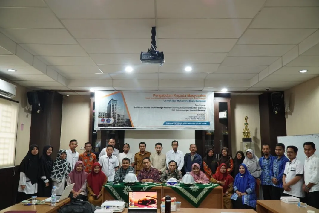 Tim Dosen PKM Unismuh Makassar Gelar Sosialisasi Aplikasi EduMu untuk Guru SMP Unismuh Makassar