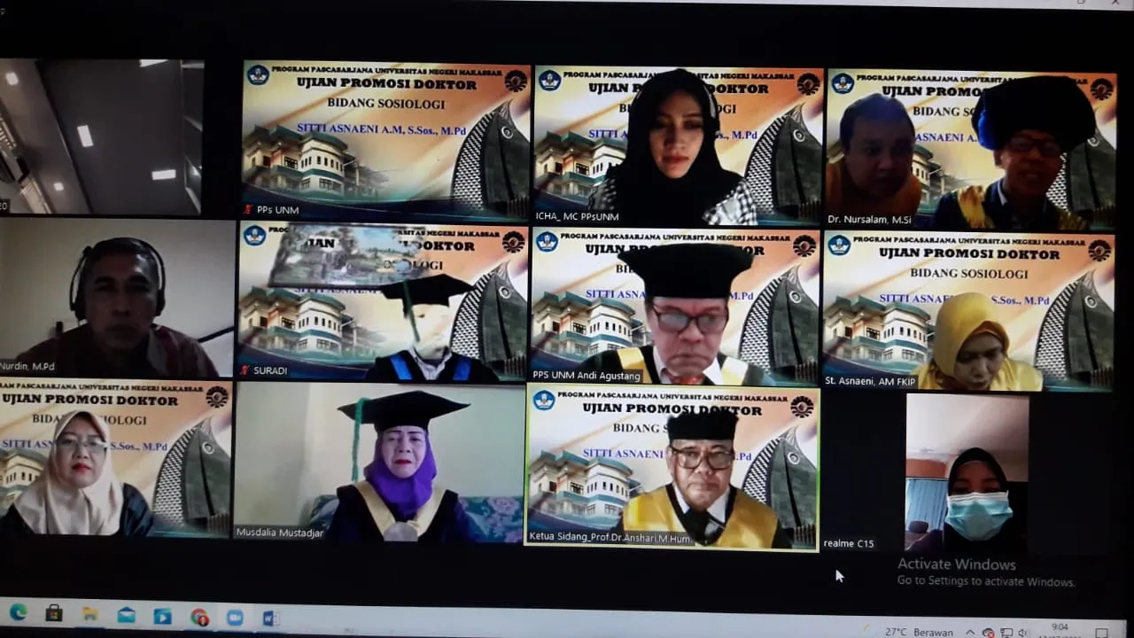 Kaji Pekerja Migran dari Malaysia, Dosen Unismuh Raih Gelar Doktor Sosiologi